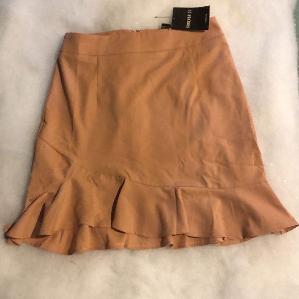 Forever 21 blush skirt